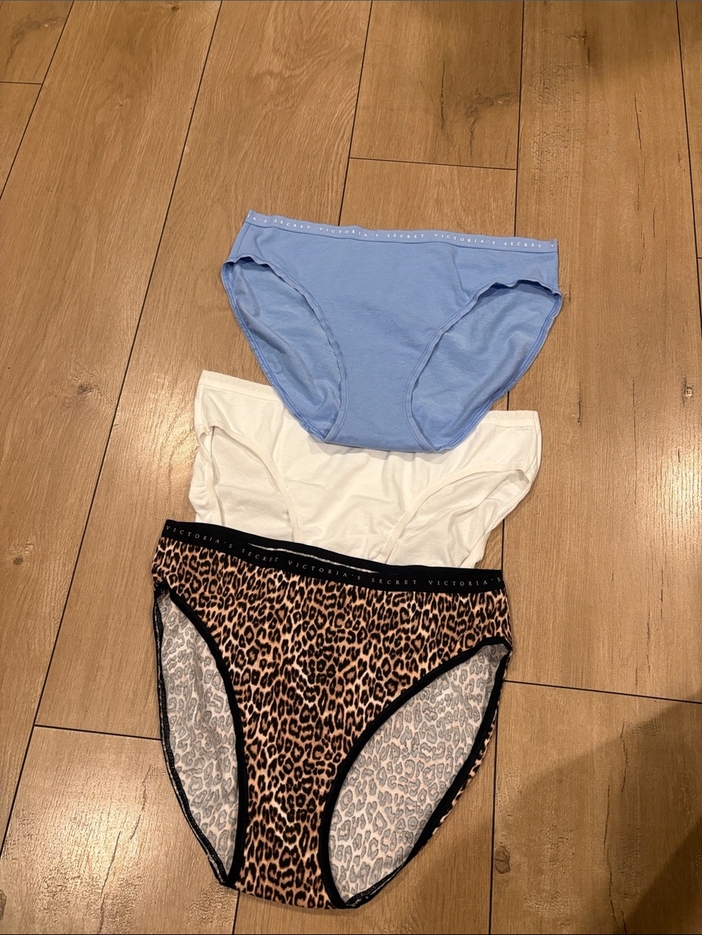 Victoria’s Secret panties Size L